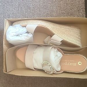 Sandal marc fisher made in spain size 8 maypol